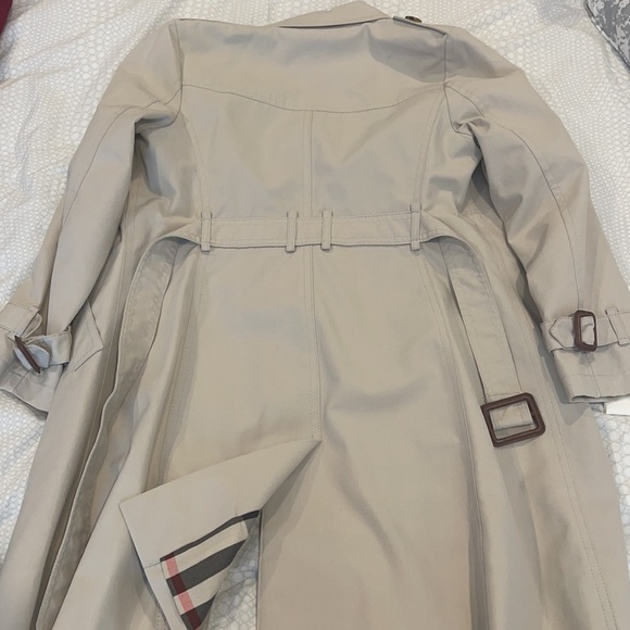 Burberry kids trench coat - Picture 6 of 7